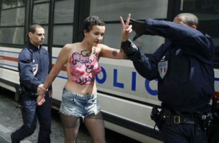 محەمەد هەریری: فێمن‎ FEMEN ‎و خۆ ڕوتکردنەوە وەك نارەزایی دەربڕین.